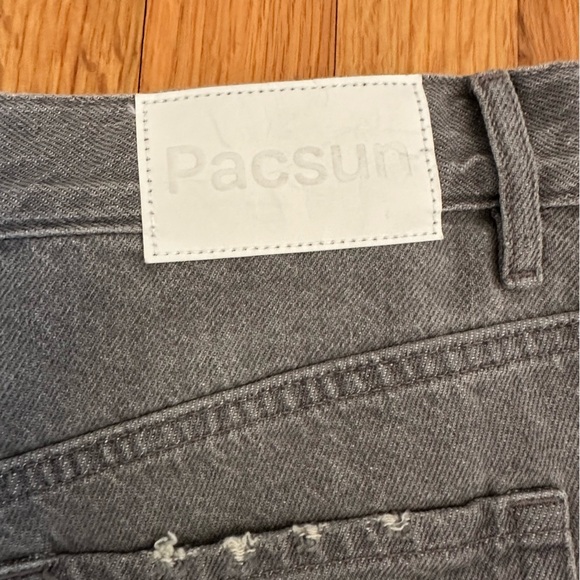 PacSun  Gray Asymmetrical Waistband Vintage Cut Off Denim Shorts(a1 - Picture 5 of 15